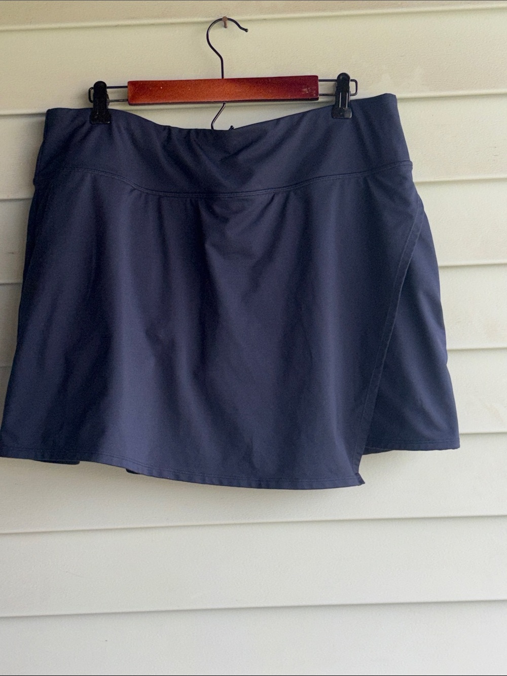 Athleta Navy Split Front Athletic Skort. Size XL